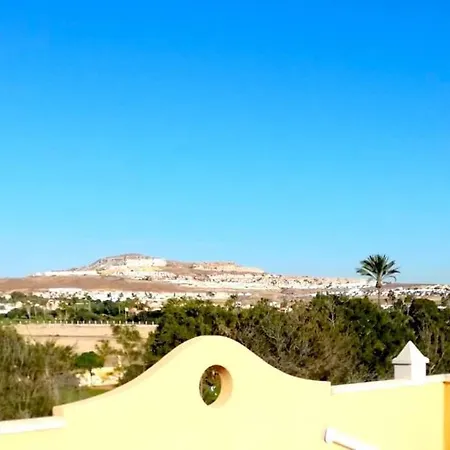 206 Pueblo Pescadores דירה