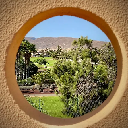 2 Bedroom On The Golf Course With Amazing Views *