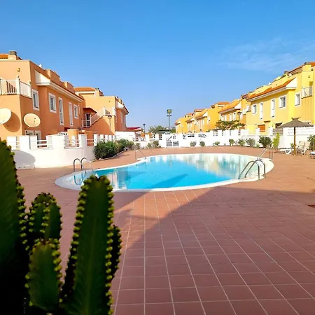 2 Bedroom On The Golf Course With Amazing Views Apartment Caleta De Fuste